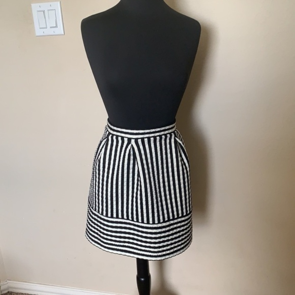 Xhiliration Black White Striped Skirt Pleated​